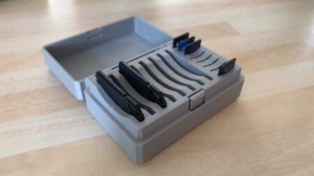 Menteşeli SD ve Micro SD Kart Kutusu - 16 Yuva - Hepsi Bir Arada