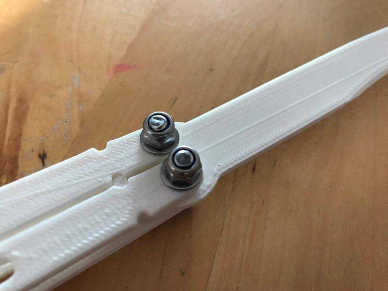 Balisong / Kelebek Bıçağı - Ağır Ve Çok Güzel Plastik Aparat - Görsel 3