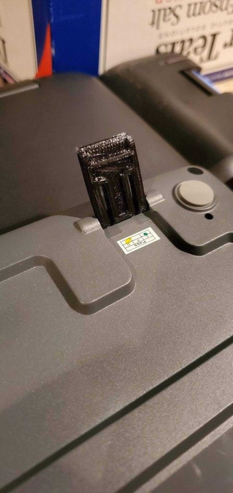 Logitech Klavye Ayağı Plastik Aparat - Görsel 2