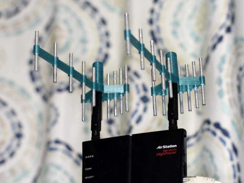 Wifi Yagi Uda Anten 2.4Ghz 12Db Plastik Aparat