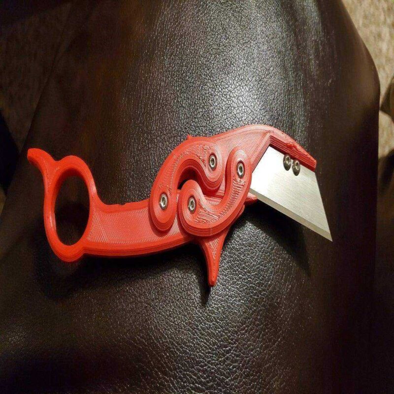 Retracc: Geri Çekilebilir Karambit Bıçağı - Remix Plastik Aparat - Görsel 3