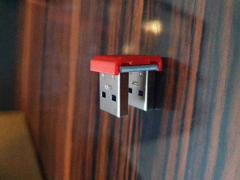 Usb Kapağına 180 Derece Usb Plastik Aparat