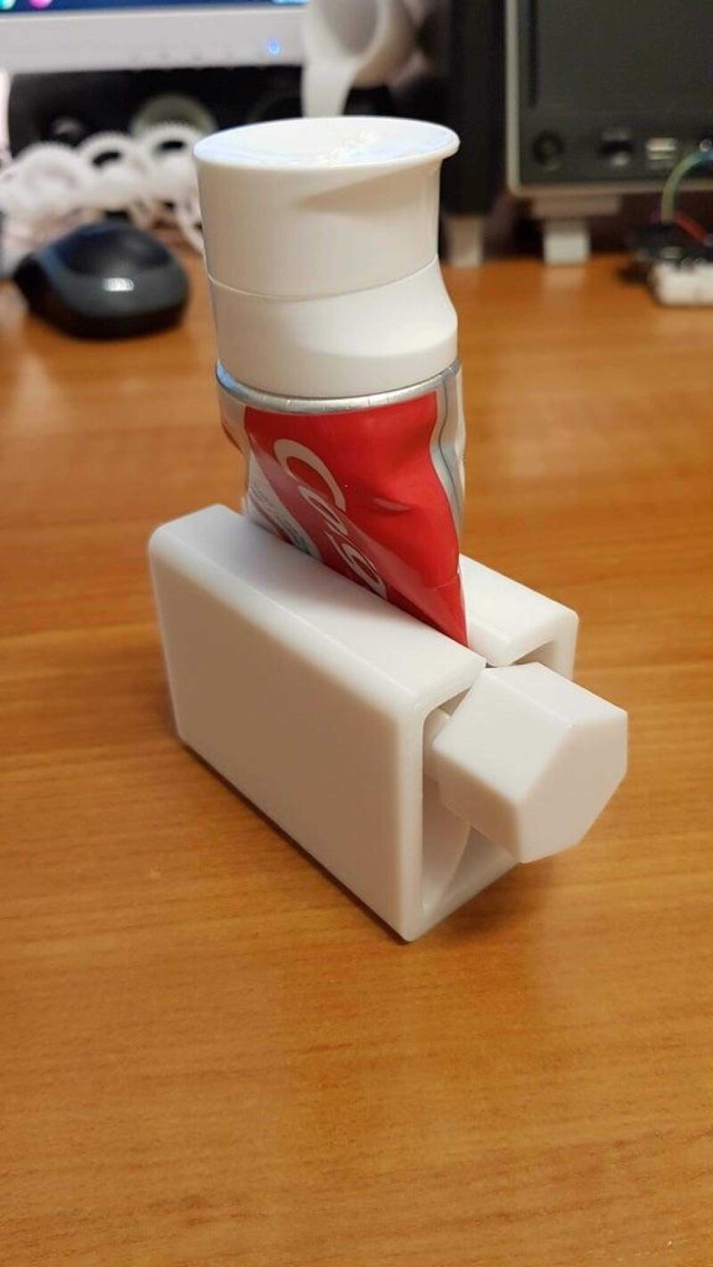 Diş Macunu Sıkacağı Organik Plastikten Dekoratif Aksesuar Aparat