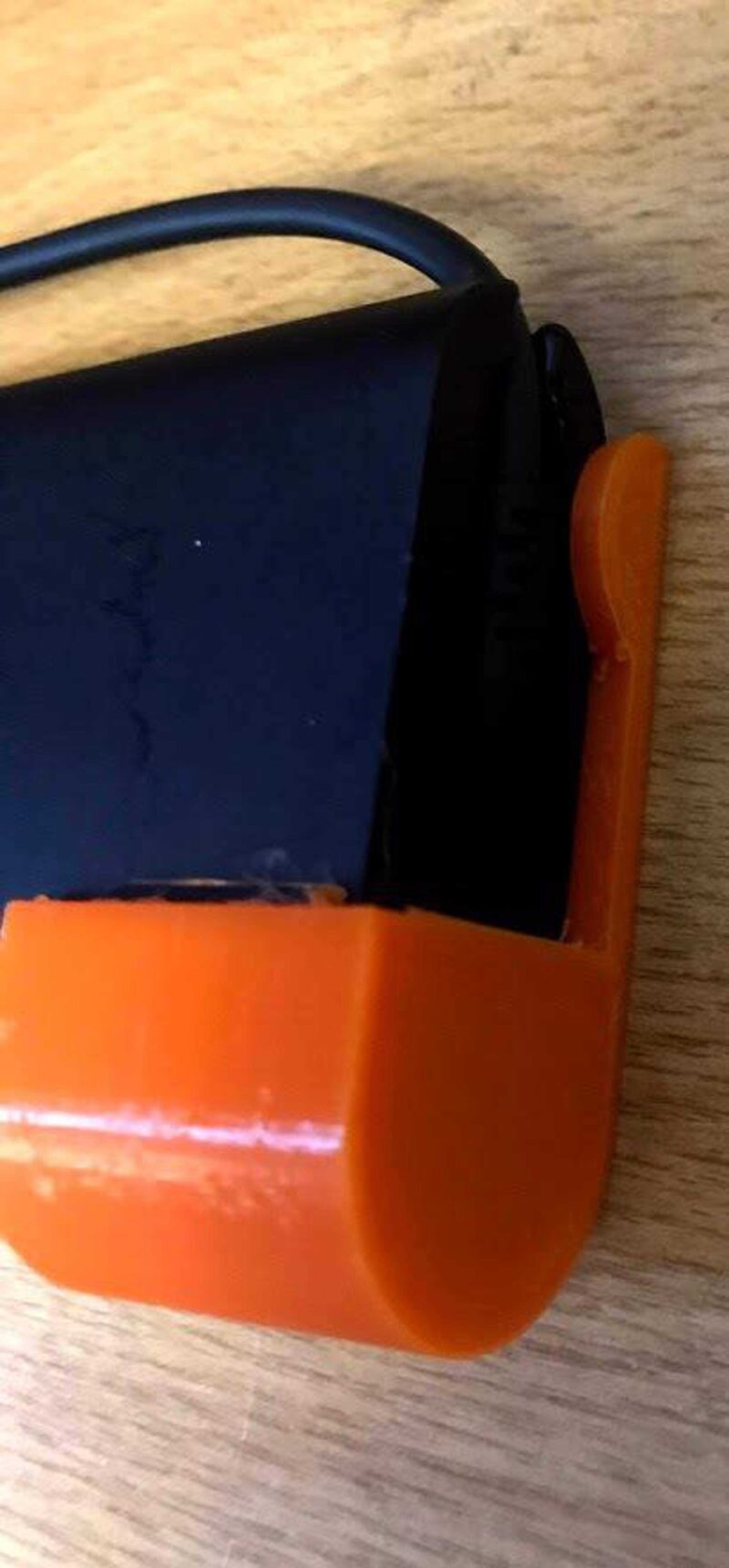 Dell Laptop Güç Kaynağı Duvar Montajı Plastik Aparat - Görsel 2
