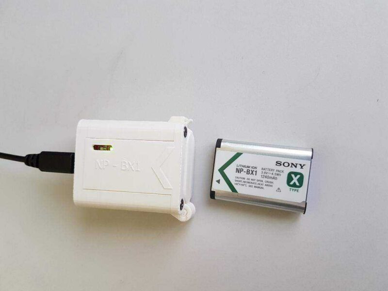 Sony Np-Bx1 Pil Şarj Cihazı Plastik Aparat
