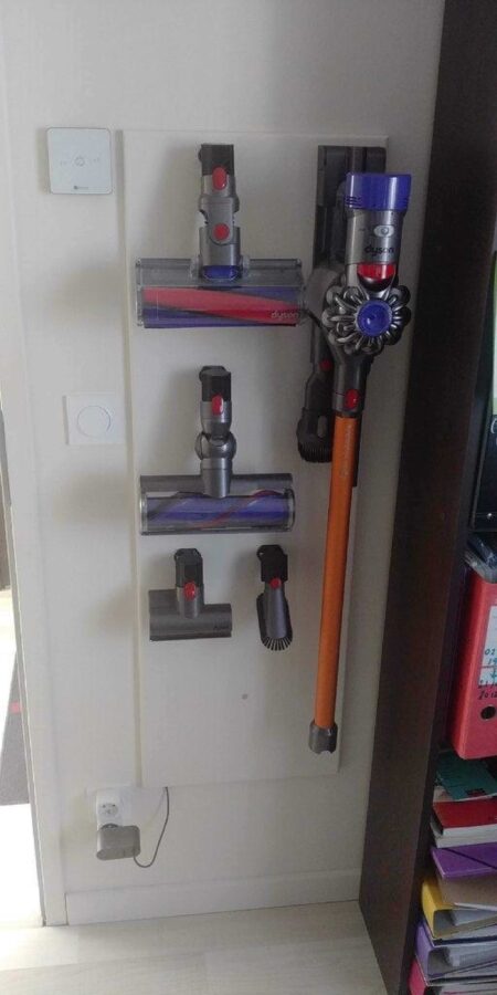 Dyson V8 Adaptörü Plastik Aparat