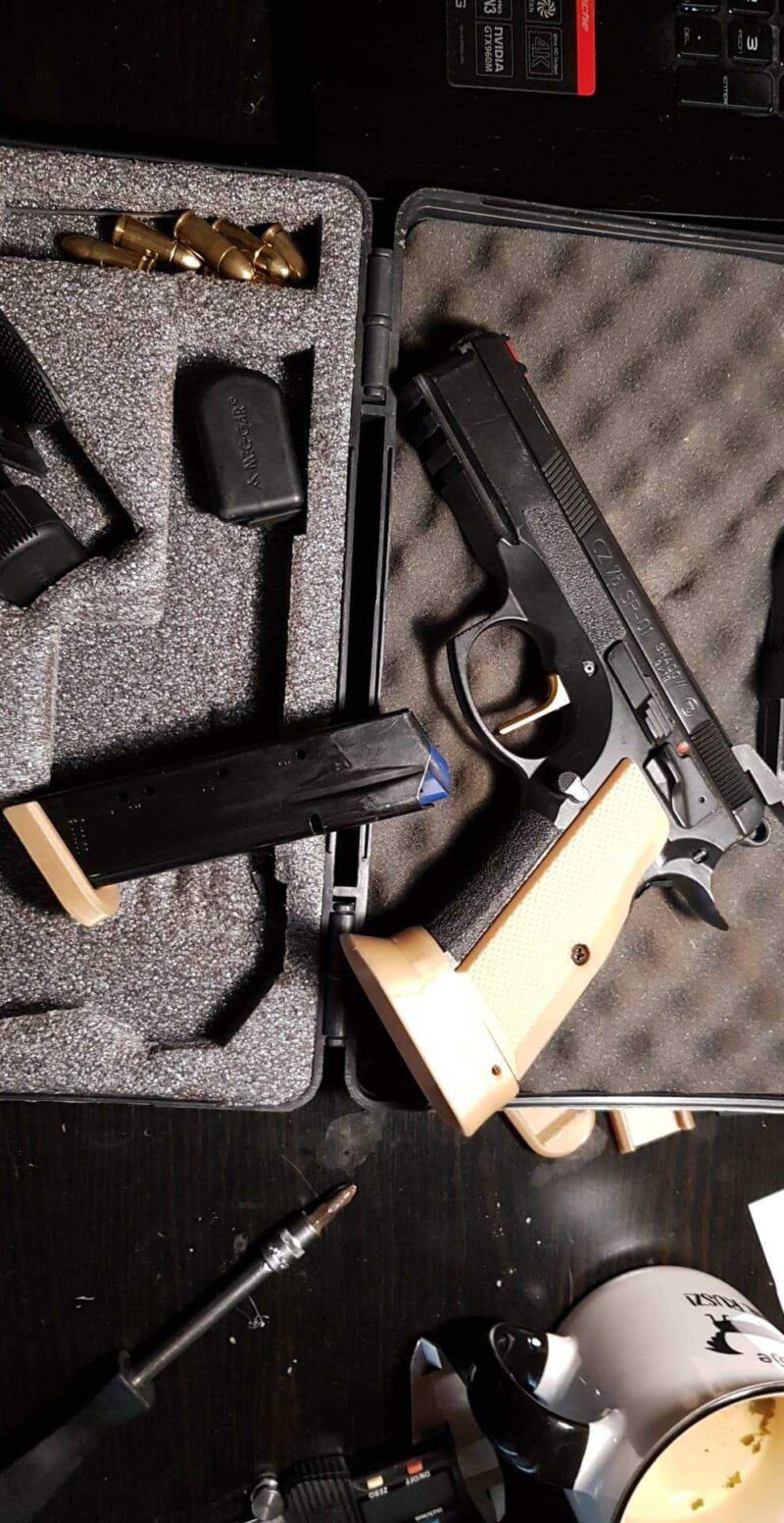 CZ 75 SP01 Gölge Magwell Tutucu Aparat Stand Dekor Aksesuar - Görsel 3