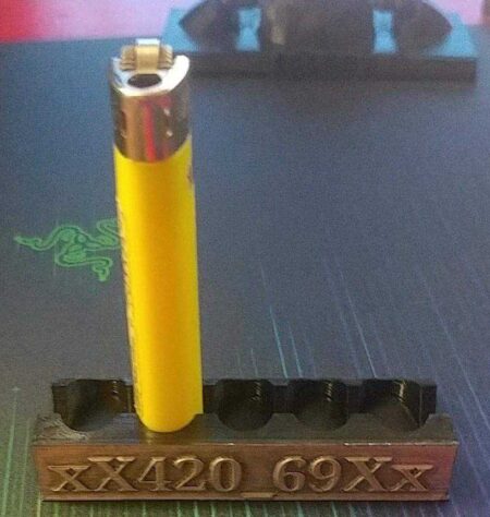 Süper Sınıf Mini Bic Lighter Tutucu Xbox Remix Plastik Aparat