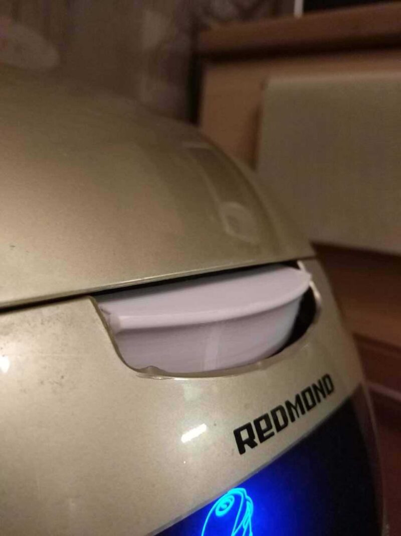 Redmond Multicooker Rmc-M150 Kapak Anahtarı Plastik Aparat - Görsel 2