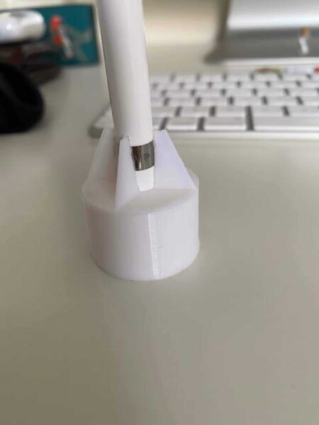 Apple Kalem Tutucu Roket Tasarımı (1. Nesil) Plastik Aparat