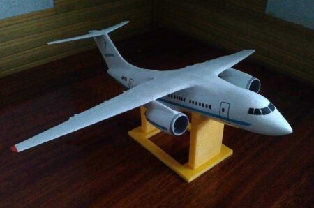 Antonov An-148 Plastik Aparat