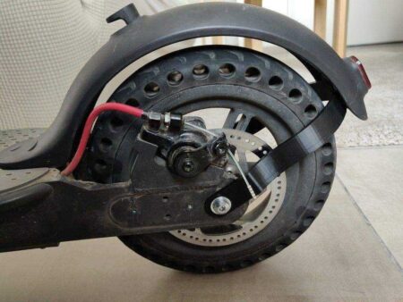 Xiaomi Scooter M365 Arka Çamurluk Takma Aparatı  Aksesuar