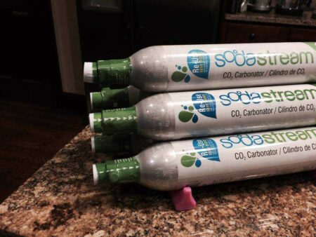Soda Stream Karbonlu Şişe Rafı Plastik Aparat