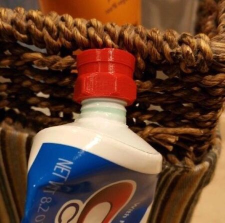 Diş Macunu Kapağı Plastik Aparat
