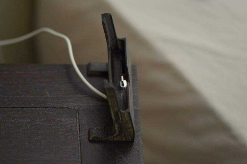 Apple Iphone 6 / 7 / 8 / SE 2020 Dock Tutucu Sabitleyici Aparat - Görsel 4