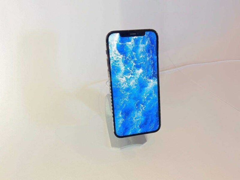 İphone 12 Yüzen Magsafe Standı Plastik Aparat - Görsel 3