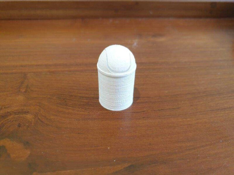 Mini Çöp Kutusu Masaüstü Çok Amaçlı Kapaklı 72x71.9998x84.9998 MM - Görsel 2