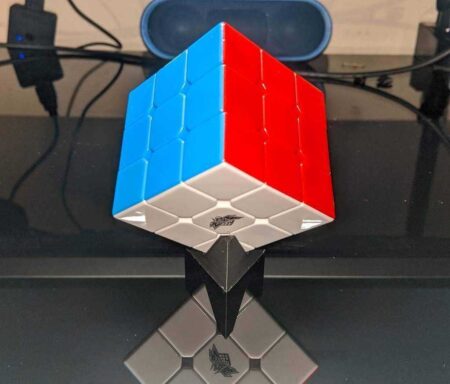 Basit Hayır Frills Rubik İn Küp Tutacağı Plastik Aparat