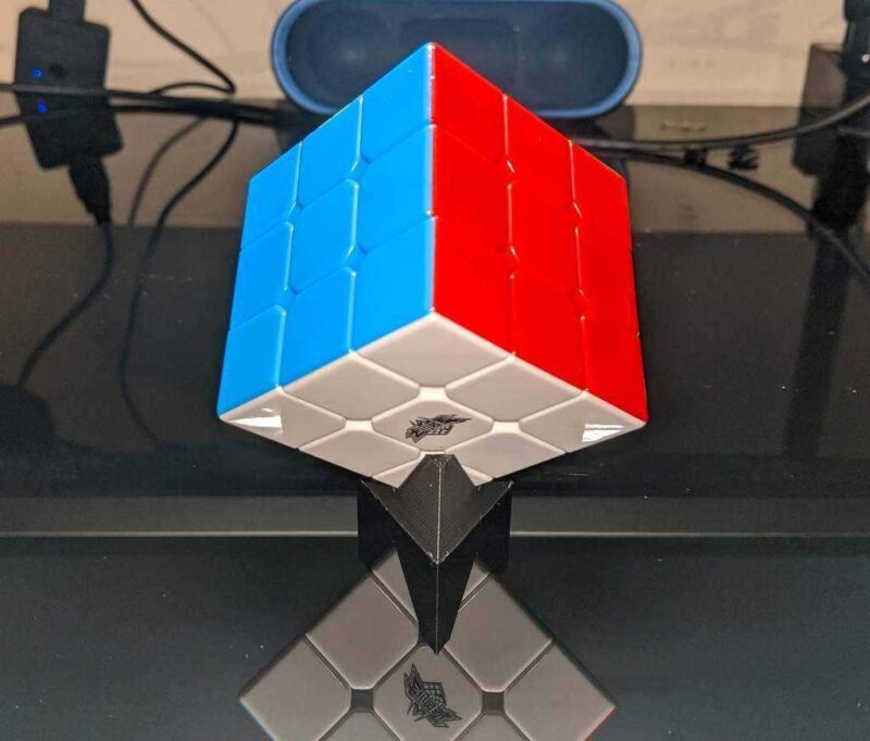 Basit Hayır Frills Rubik İn Küp Tutacağı Plastik Aparat