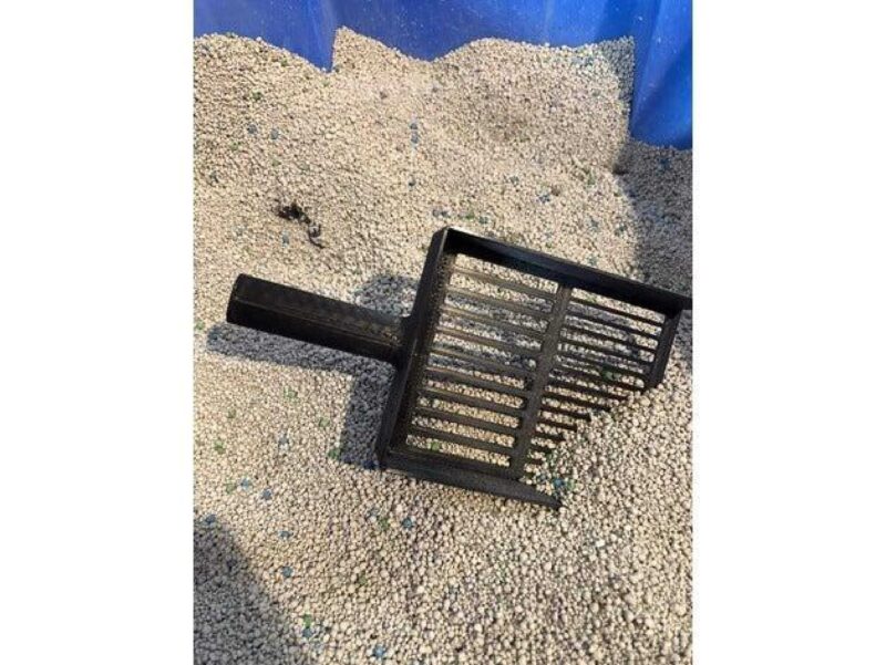 Topaklanan Kedi Kumu İçin Kürek Toprak Küreği Evcil Hayvan