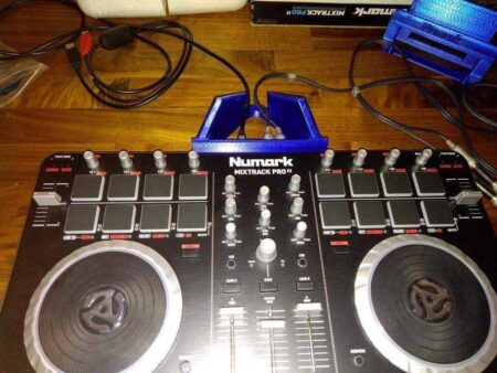 Numark Mixtrack Pro 2 İpad Standı (Wip) Plastik Aparat