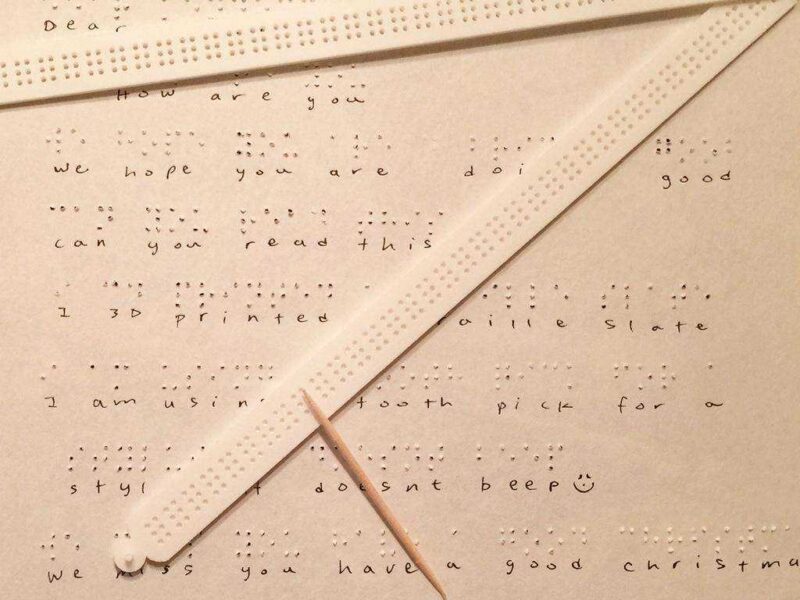 Braille Slate, Bir Çizgi Plastik Aparat