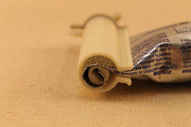 Diş Macunu İtici Plastik Aparat - Görsel 4