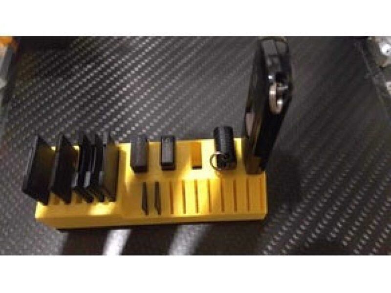 USB Bellek ve SD Kart Tutucu Masaüstü - Görsel 3