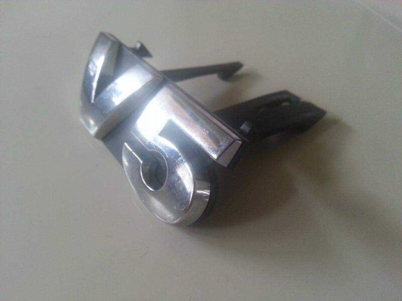 Vw Golf Grill Amblem Rozeti Tutucu V5 V6 Gti Plastik Aparat