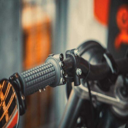 Cafe Racer Motosiklet 4 Düğme Anahtarı 7/8 Plastik Aparat