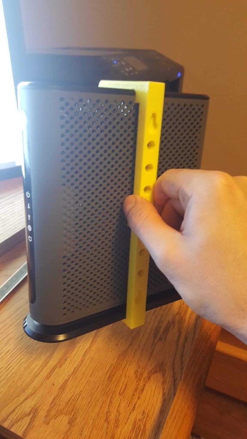 Motorola Mb8600 Kablo Modem Yan Tutucu Plastik Aparat - Görsel 3
