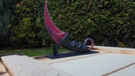 Karambit Stand/Holder Plastik Aparat