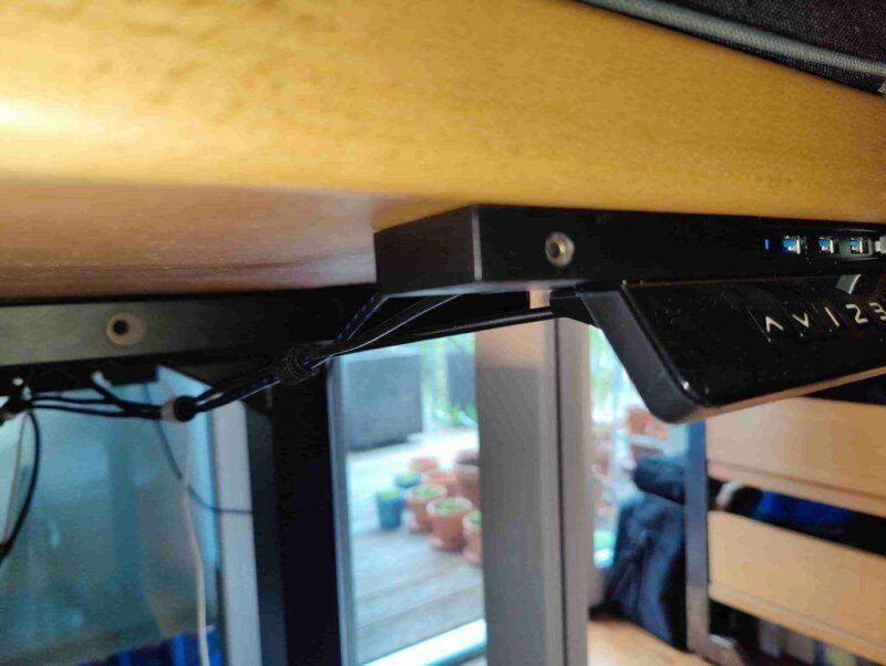 Masa Kulaklık Altında / Ses Jakı Genişletici Ve Anker Usb 3.0 Hub Montajı Plastik Aparat - Görsel 2