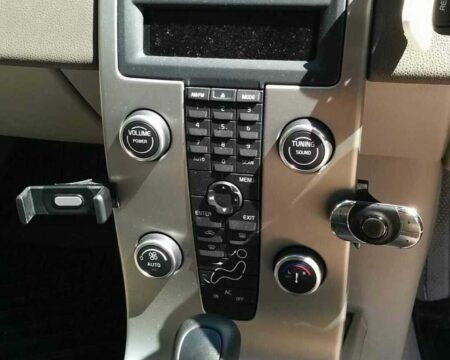 Volvo C30, S40, V50, C70 İçin Genel Klip Plastik Aparat