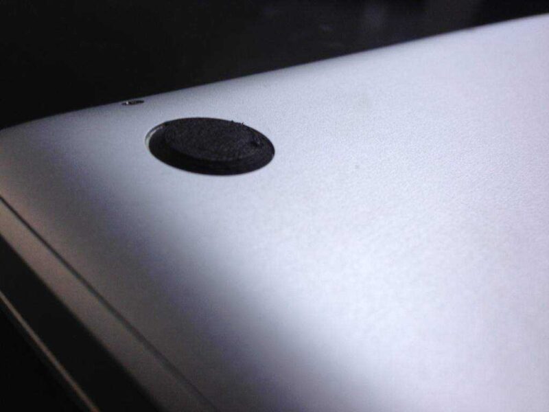 Macbook Pro Ayakları Plastik Aparat