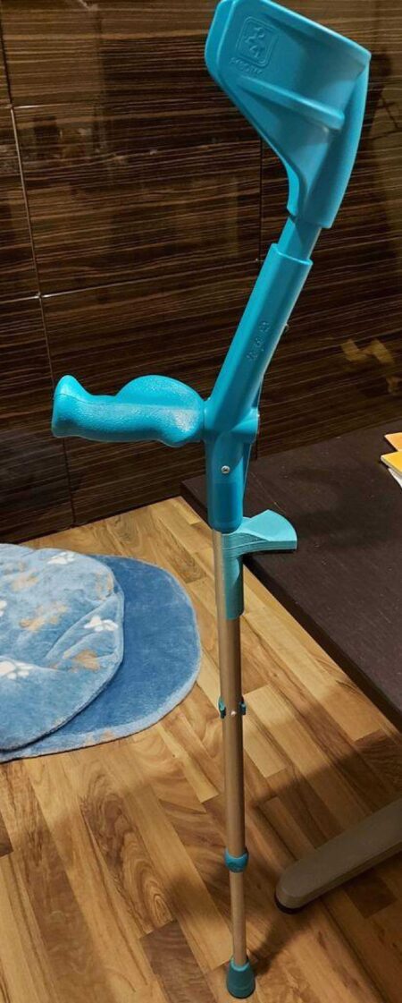 Crutches Tutucu Plastik Aparat