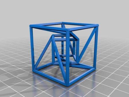 Distorted Tesseract Plastik Aparat