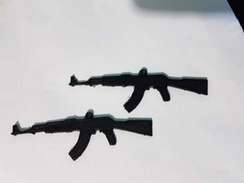 AK-47 Keleş Kolye veya Anahtarlık Organik Plastikten Oyuncak - Görsel 3