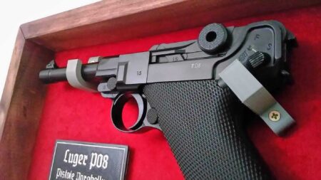 Luger P08 Stand, İsim Plakası Ve Ss Logosu Plastik Aparat