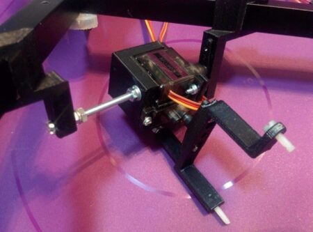SJ 4000 için basit 2 eksenli servo gimbal Organik Plastikten