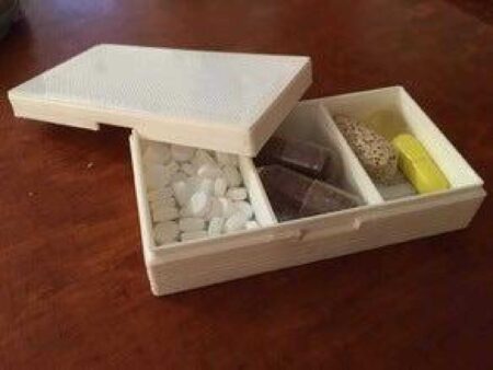 Hap Kutusu Saklama Haftalık İlaç Bölmeli Dikiş Plastik Kutu Beyaz