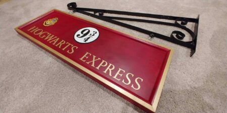Hogwarts Express İşareti Plastik Aparat