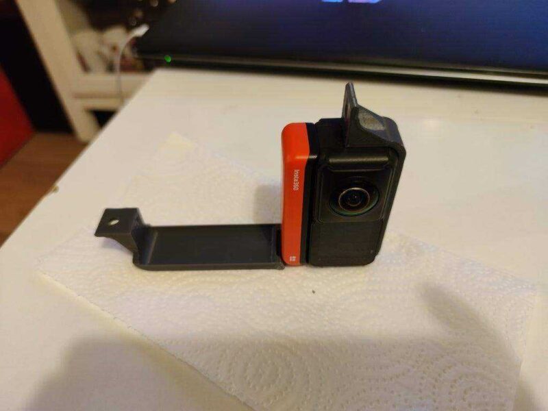 Insta 360 One R 3D Baskılı Dikey Kılıf Plastik Aparat - Görsel 3