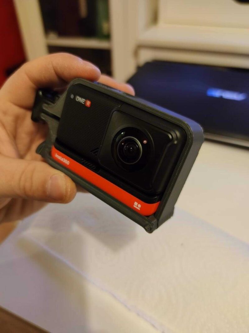Insta 360 One R 3D Baskılı Dikey Kılıf Plastik Aparat - Görsel 4