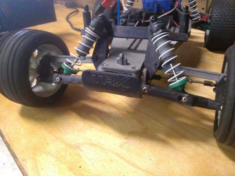 Traxxas Rc Arabalar İçin Bahar Tutucu Plastik Aparat - Görsel 2