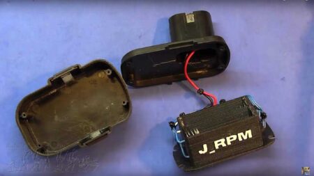 4X 18650 Pil Ve Koruma Ve Şarj Kontrol Devresi İçin Pil Bölmesi. Plastik Aparat