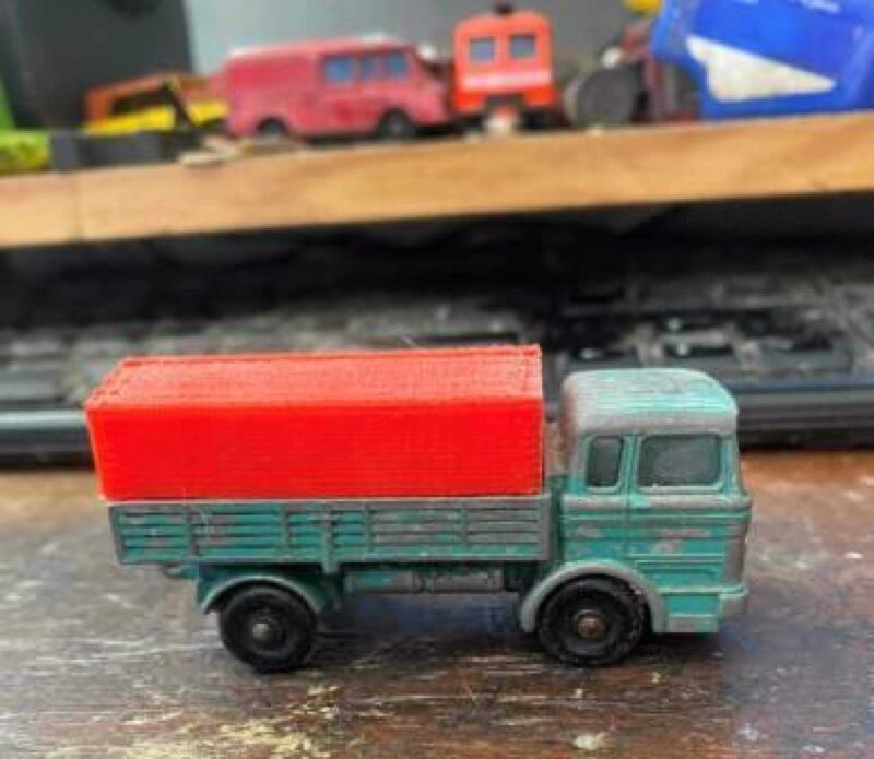 Matchbox 1E Mercedes Kamyon Canopy Plastik Aparat - Görsel 3