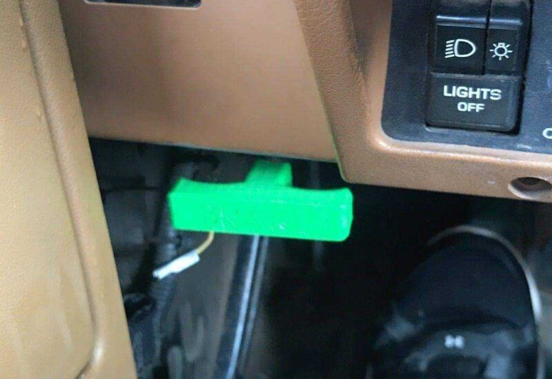 Jeep Yj Park Fren Serbest Bırakma Kolu Plastik Aparat - Görsel 4