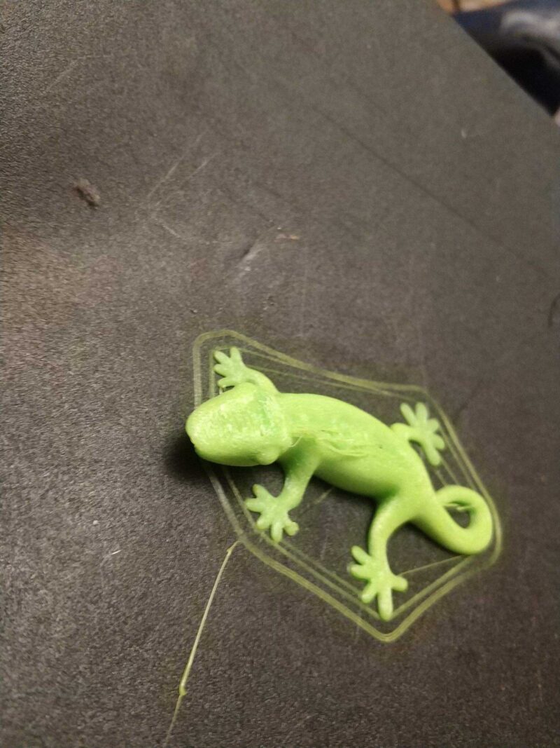 Hediyelik Eşya Hayvan Figürlü  Siyah Plastik Gecko Anahtarlık - Görsel 4