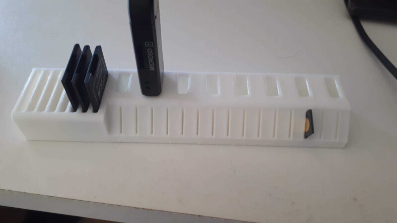 Sd Mini Kart Flash Disk Usb Organizer Tutucu Masaüstü Düzenleyici - Görsel 4